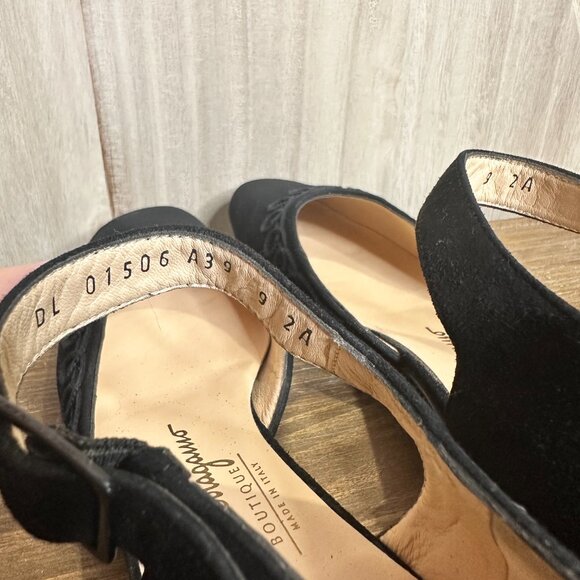 Salvatore Ferragamo Black Suede Square Close Toed Vintage Coquette Block Heels 9 - Picture 5 of 8